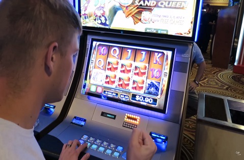 Casino Games with the Highest and Lowest House Edges
